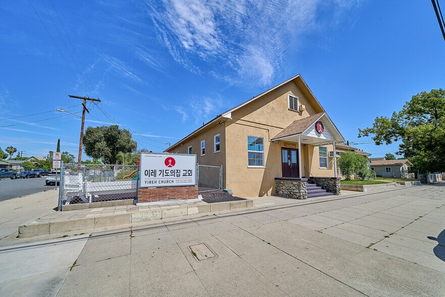 Primary Photo Of 600 S Towne Ave, Pomona Religious Facility For Sale