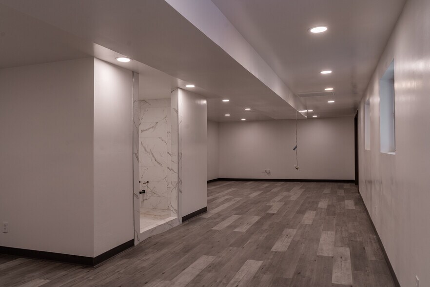 More Photos Of 4046 E Winslow Ave, Phoenix Warehouse For Lease