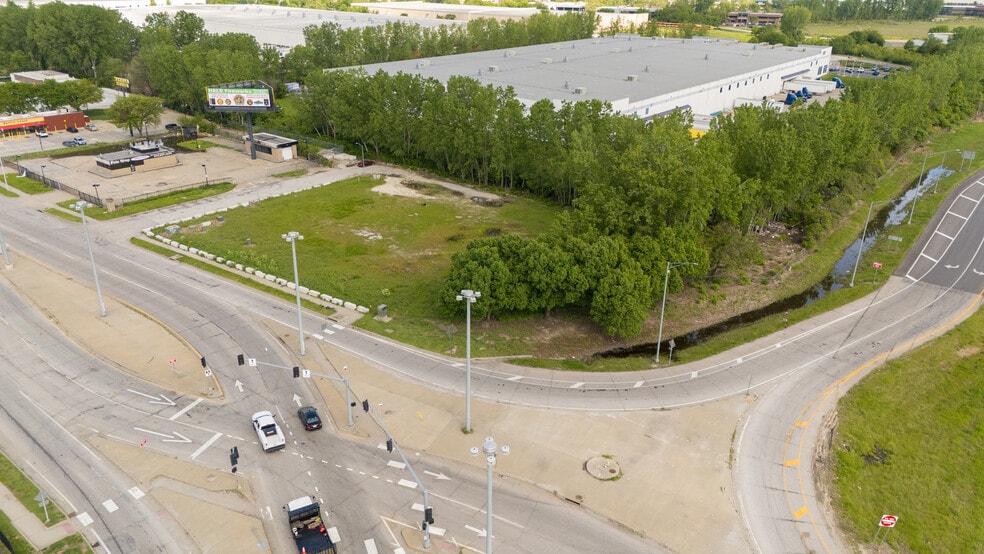 More Photos Of 6900 E Front St, Kansas City Land For Sale