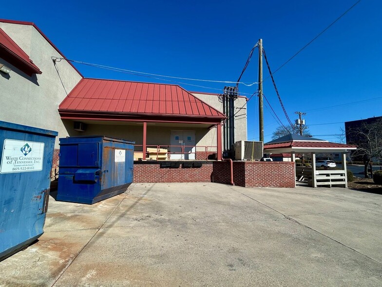 More Photos Of 125 Broadway Ave, Oak Ridge Office For Sale