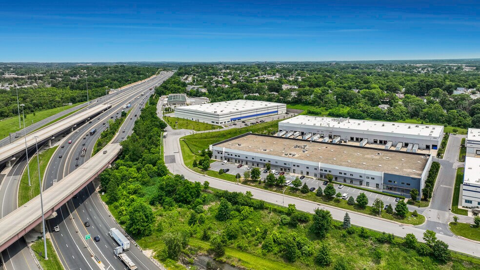 More Photos Of 1901 62nd St, Rosedale Warehouse For Lease