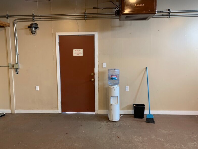 More Photos Of 3323 Lime Ave, Long Beach Office For Sale