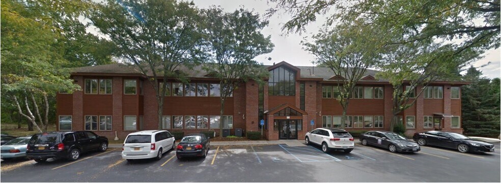 Primary Photo Of 58 Clifton Country Rd, Clifton Park Medical For Lease