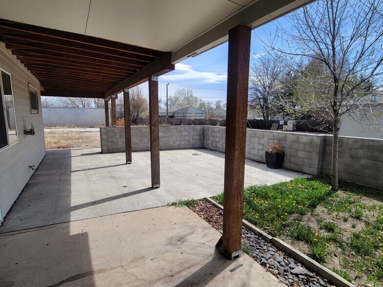 More Photos Of 2426-2428 S Federal Blvd, Denver Storefront Retail Office For Sale