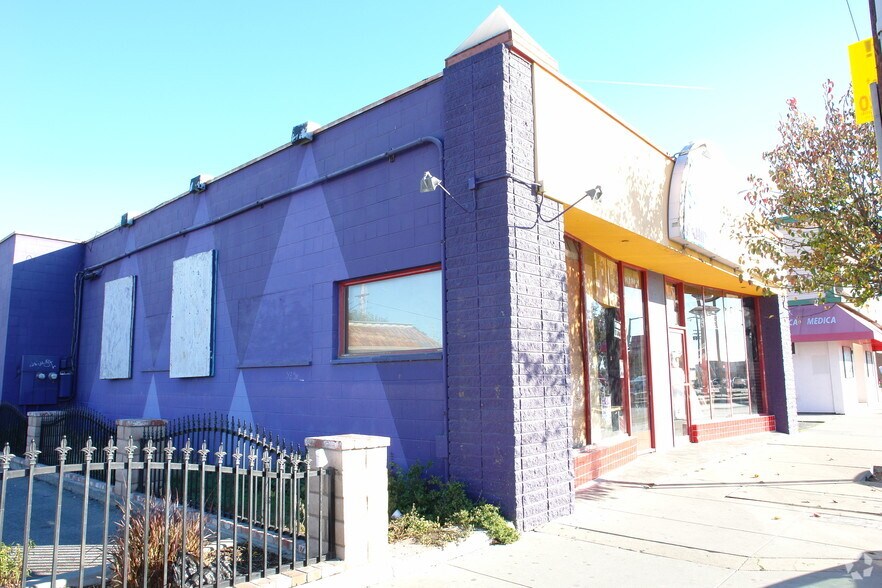 More Photos Of 905-907 E Alisal St, Salinas Storefront For Lease
