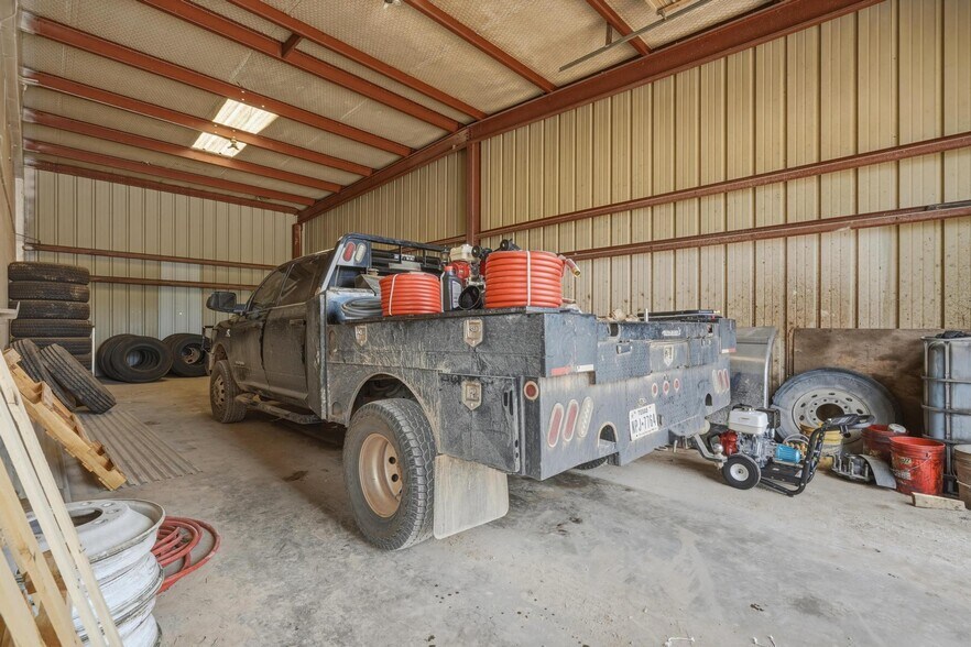 More Photos Of 2895 E US Highway 80, Abilene Warehouse For Lease