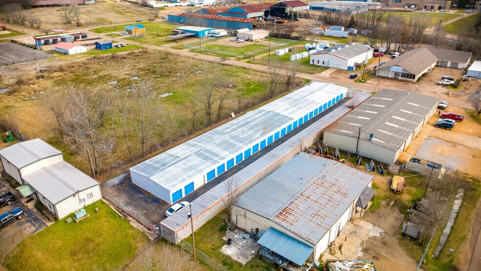 More Photos Of 5849 N Commerce Plz, Jackson Self Storage For Sale