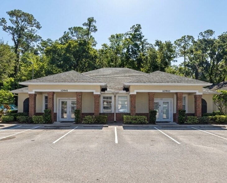 Primary Photo Of 10941-10943 Countryway Blvd, Tampa Medical For Lease