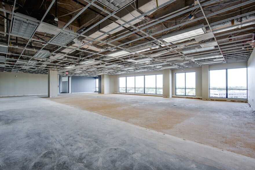 More Photos Of 14131 Midway Rd, Addison Office For Lease