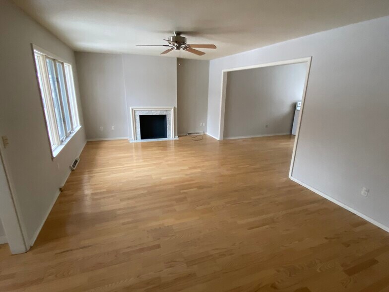 More Photos Of 4445-4455 W Sylvania Ave, Toledo Apartments For Sale