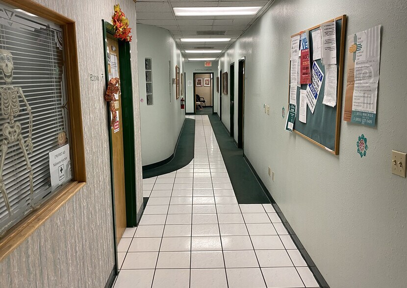 More Photos Of 600 1st St NW, Albuquerque Office For Sale