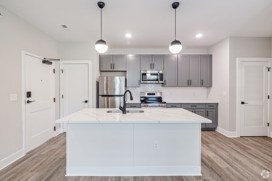 More Photos Of 4701 Forest Hill Ave, Richmond Apartments For Lease