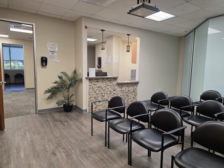 More Photos Of 2100 Aloma Ave, Winter Park Medical For Lease