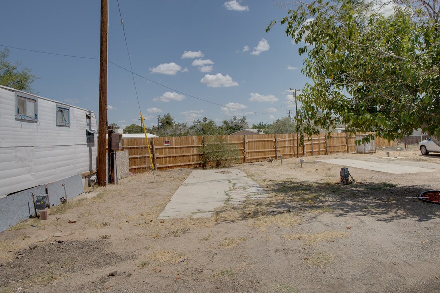 More Photos Of 535 W Atkins Ave, Ridgecrest Manufactured Housing Mobile Home Park For Sale