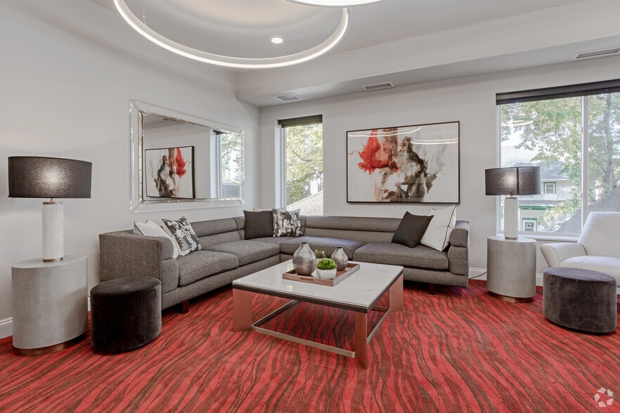 More Photos Of 1455 W Lake St, Minneapolis Multifamily For Sale