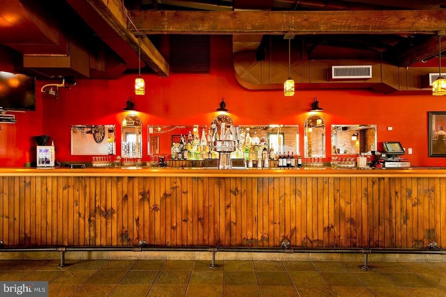 More Photos Of 121-125 E Piccadilly St, Winchester Restaurant For Sale