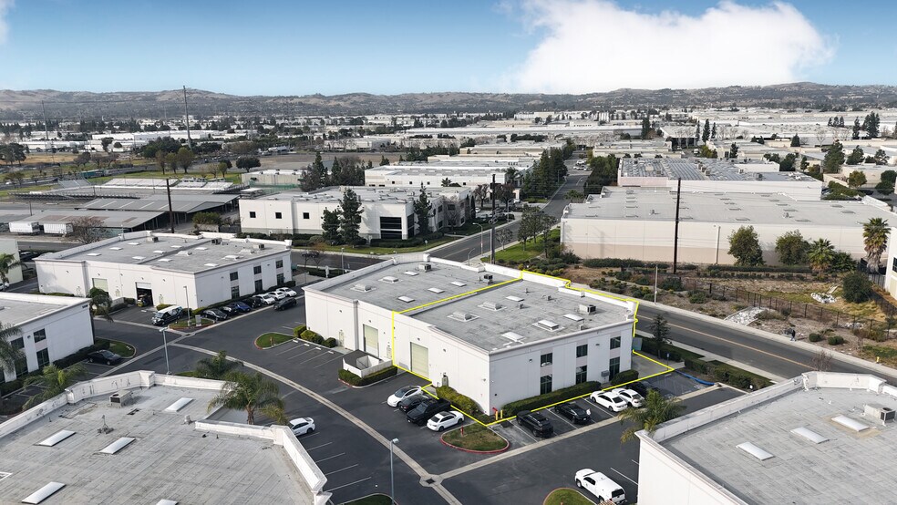 More Photos Of 5535 Daniels St, Chino Warehouse For Sale