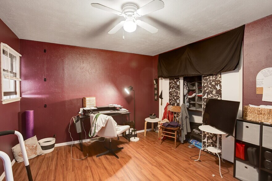 More Photos Of 2107 3rd Ave, Longmont Apartments For Sale