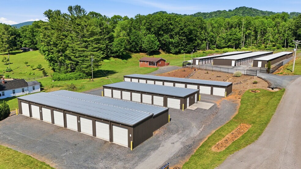 More Photos Of 1139/1143 Old Hwy 16 hwy, Jefferson Self Storage For Sale