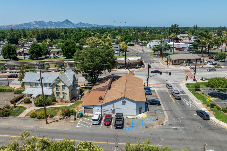 More Photos Of 9793 Live Oak Blvd, Live Oak Storefront Retail Office For Sale