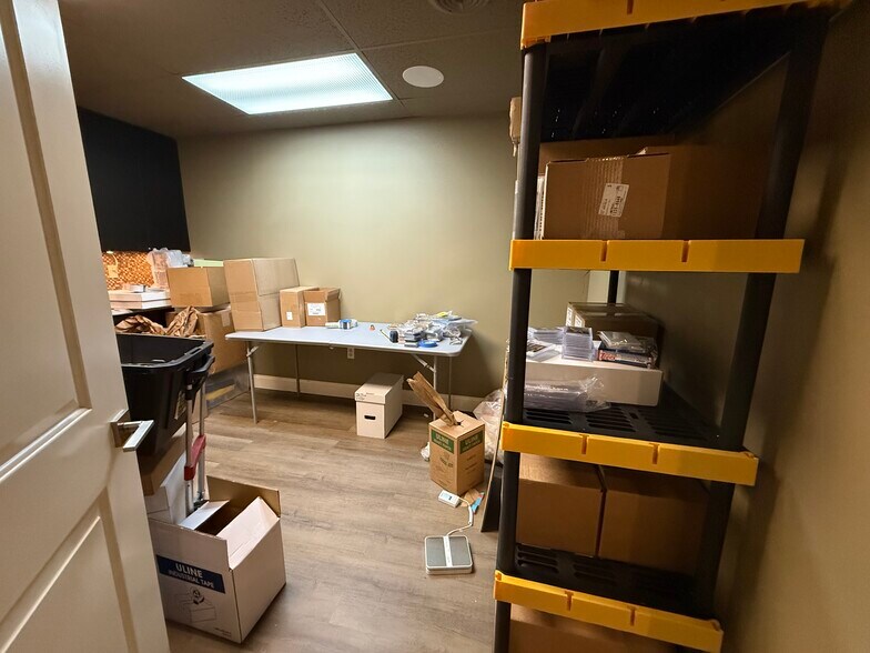 More Photos Of 800 Main St, Hellertown Office For Lease