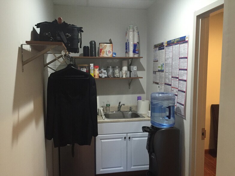 More Photos Of 70 Park St, Montclair Medical For Lease