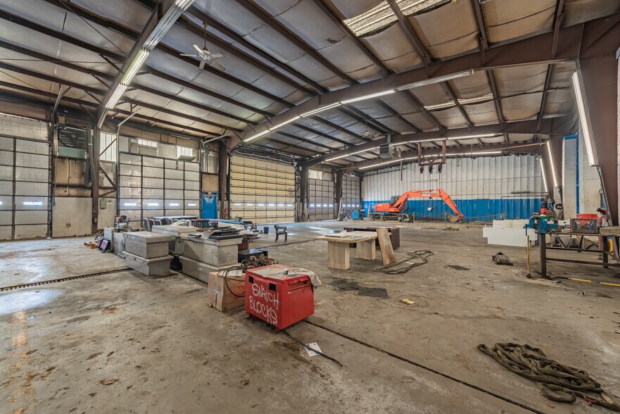 More Photos Of 306 Balsinger Rd, Uniontown Manufacturing For Sale