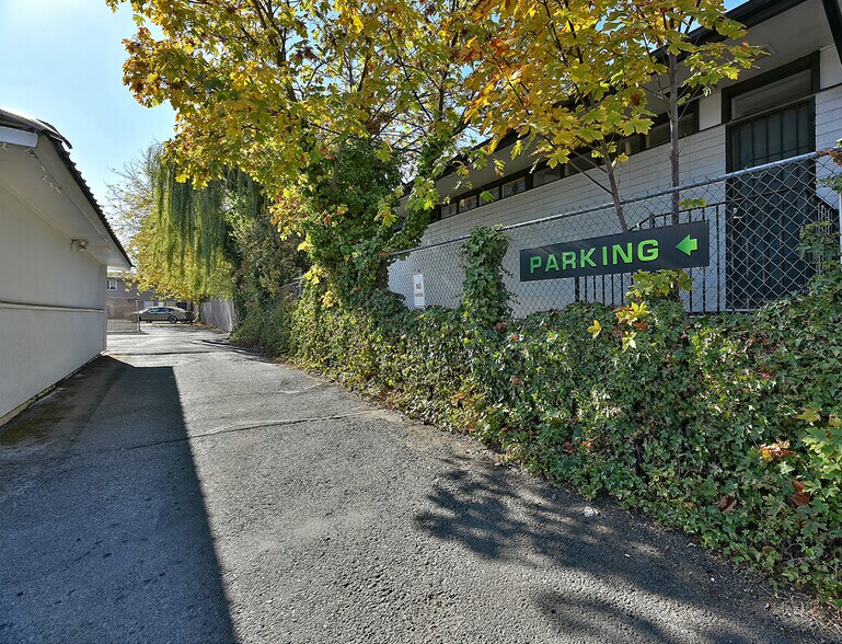 More Photos Of 1213 W Main St, Medford Restaurant For Sale