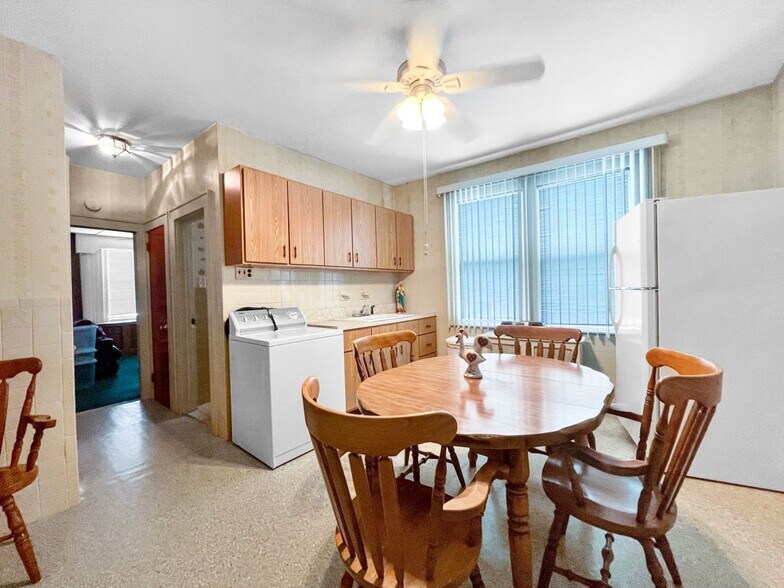 More Photos Of 700-702 N 7th St, Newark Apartments For Sale