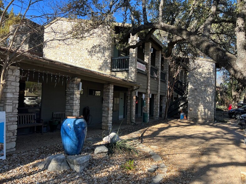 More Photos Of 3930 Bee Caves Rd, Austin Office For Lease