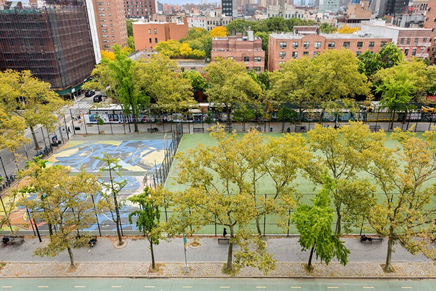 More Photos Of 195-197 Chrystie St, New York Office Residential For Lease