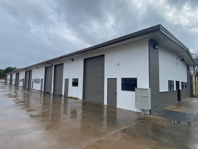 Primary Photo Of 1740 Elmview Dr, Houston Warehouse For Lease