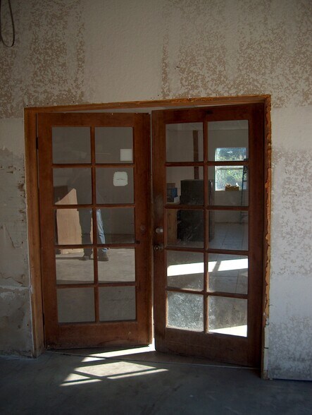 More Photos Of 6745 N Old Dixie Hwy, Fort Pierce Warehouse For Lease