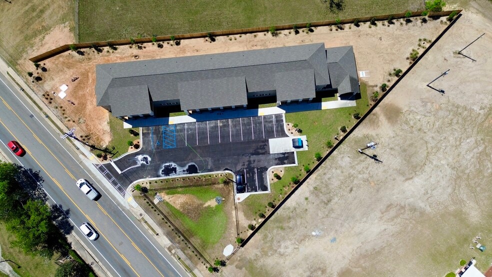 More Photos Of 1604 Lankford Dr, Valdosta Apartments For Sale