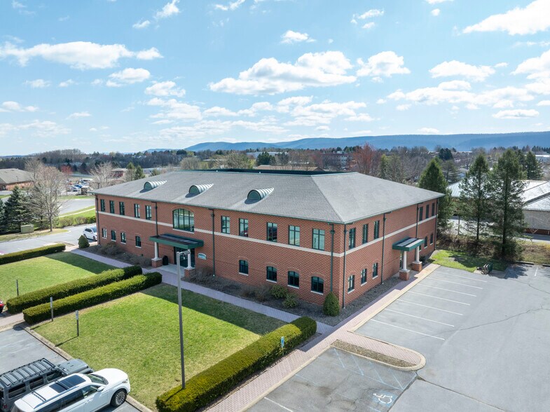 More Photos Of 2583 Gateway Dr, State College Office For Sale