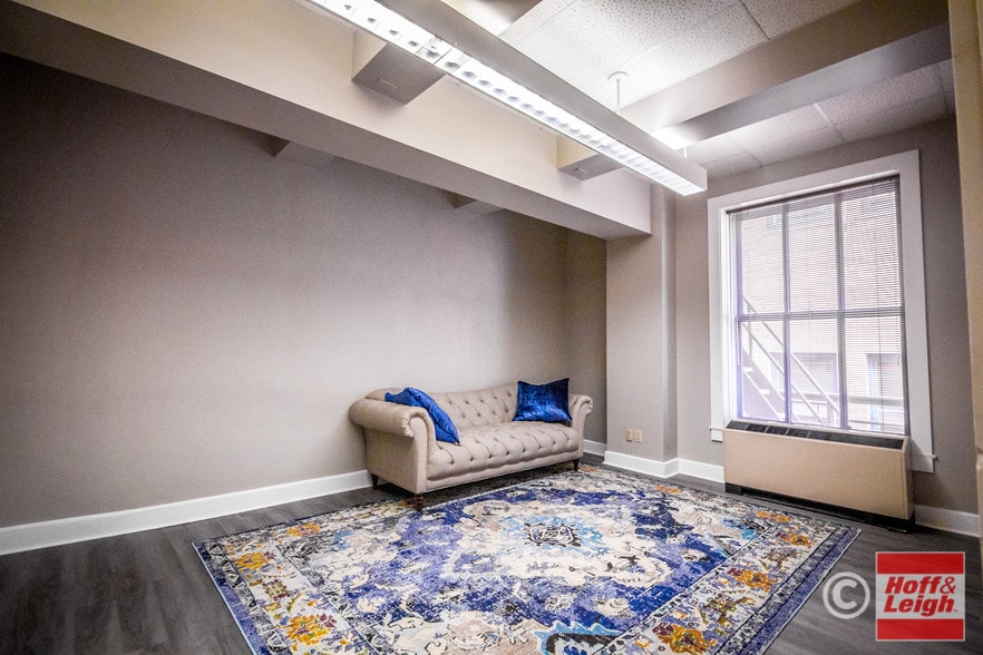 More Photos Of 13-15 S Tejon St, Colorado Springs Loft Creative Space For Lease