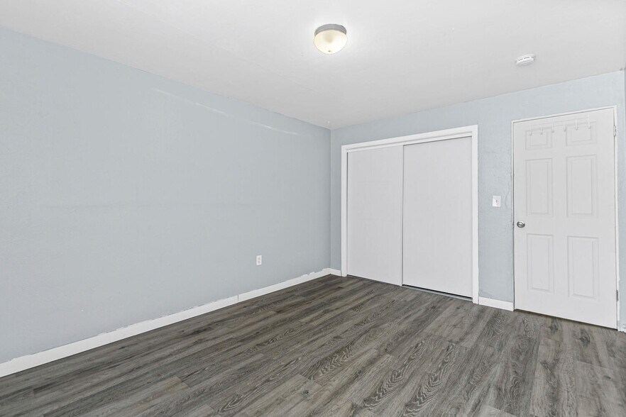 More Photos Of 1860 S Grove St, Denver Apartments For Sale