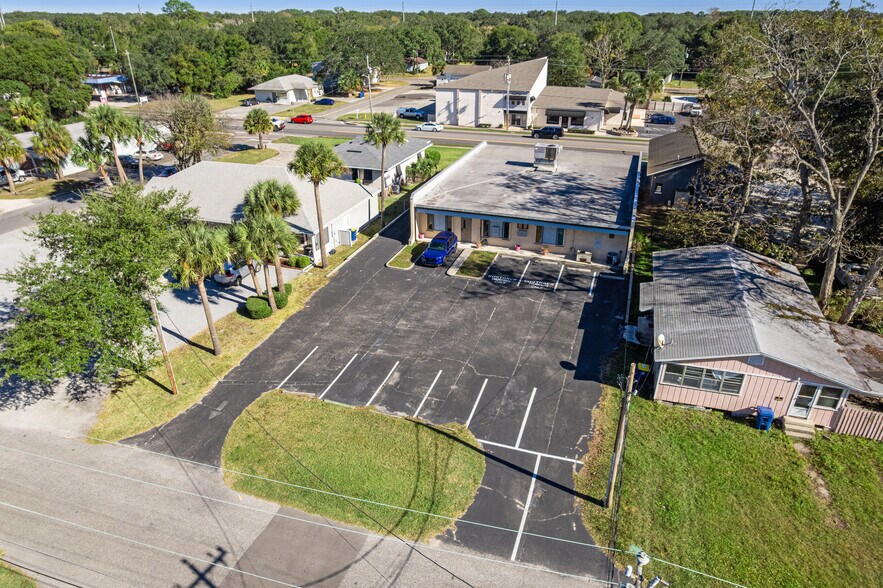 More Photos Of 911 S 8th St, Fernandina Beach Loft Creative Space For Sale