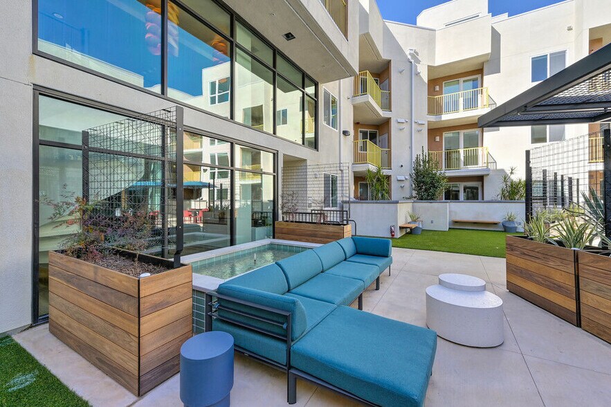 More Photos Of 5570 Rosemead Blvd, Temple City Apartments For Lease