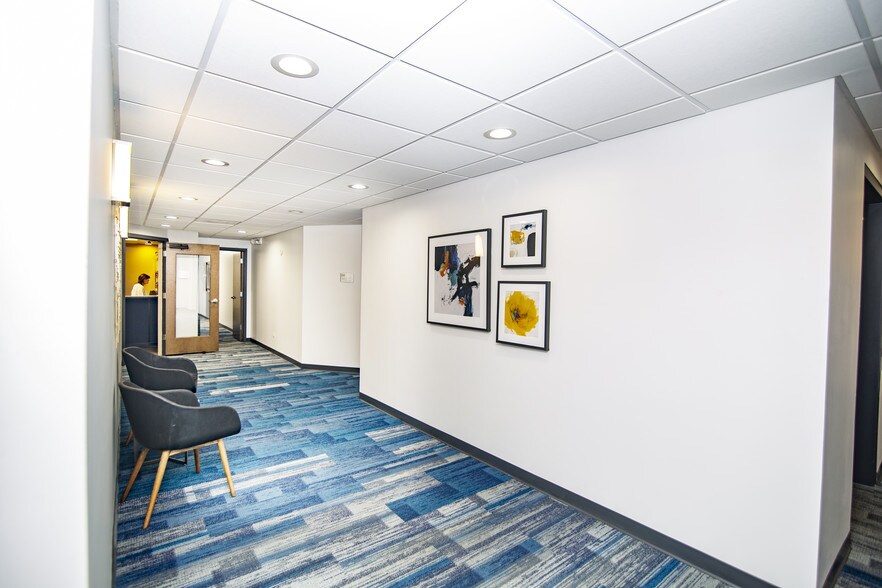 More Photos Of 1840 Folsom St, Boulder Medical For Lease