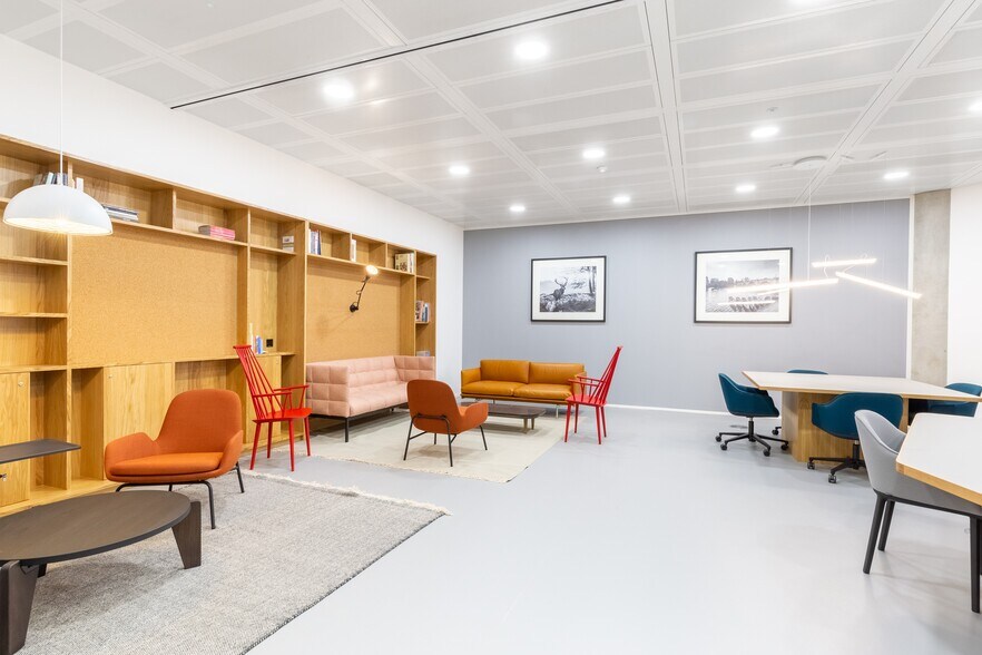 More Photos Of 566 Chiswick High Rd, London Coworking Space