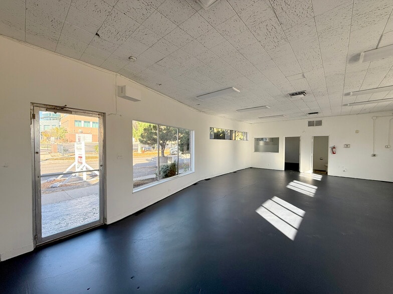 More Photos Of 2030 N Clay St, Denver Flex For Lease