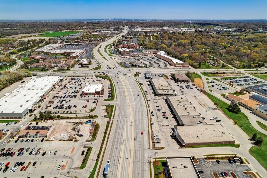 More Photos Of 17445 W Bluemound Rd, Brookfield Unknown For Lease