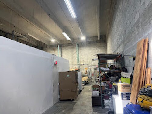 More Photos Of 5745-5759 NW 151st St, Miami Lakes Light Distribution For Lease