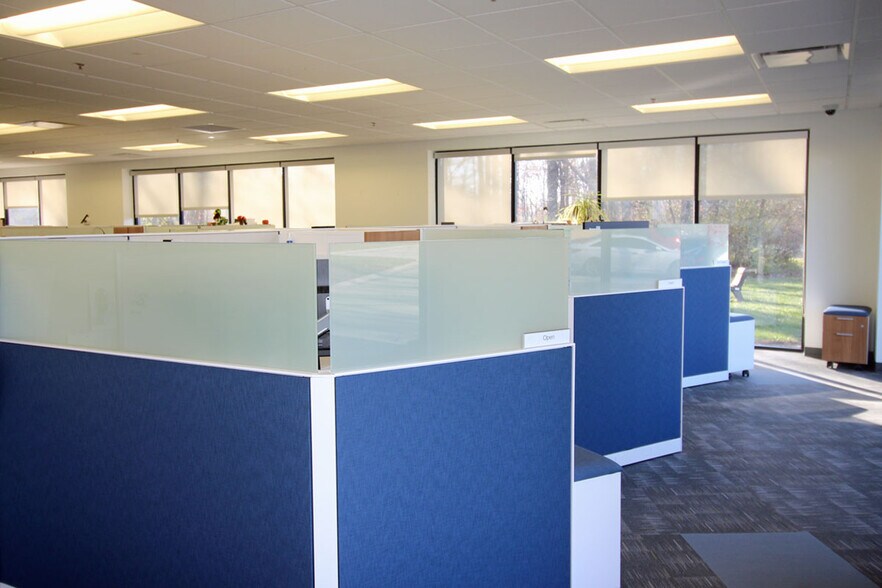 More Photos Of 3500 E Coliseum Blvd, Fort Wayne Office For Lease