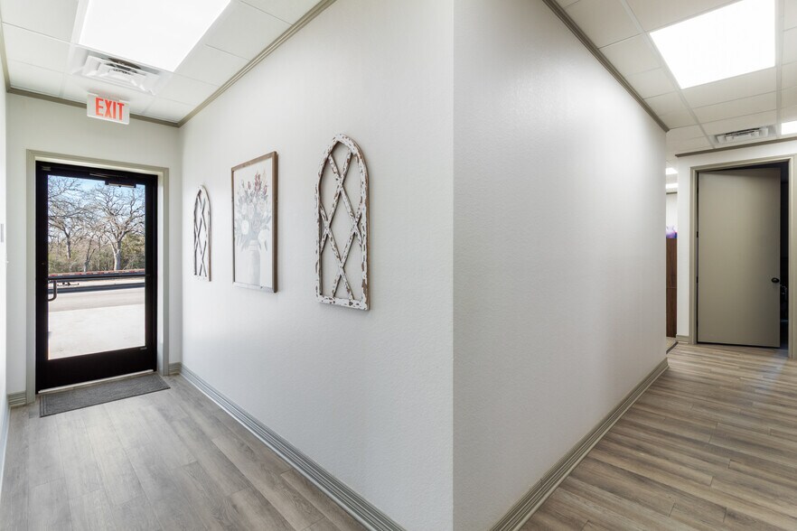 More Photos Of 8733 N State Highway 6, Bryan Industrial For Lease