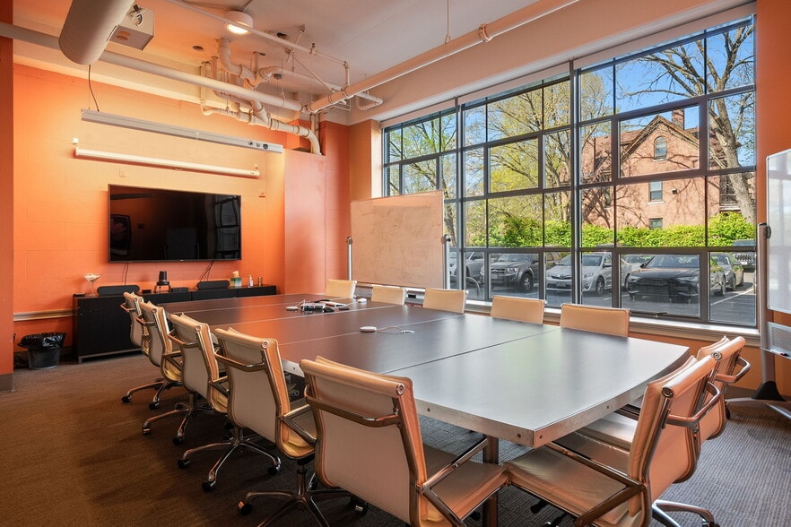 More Photos Of 5017 Washington Pl, Saint Louis Loft Creative Space For Sale