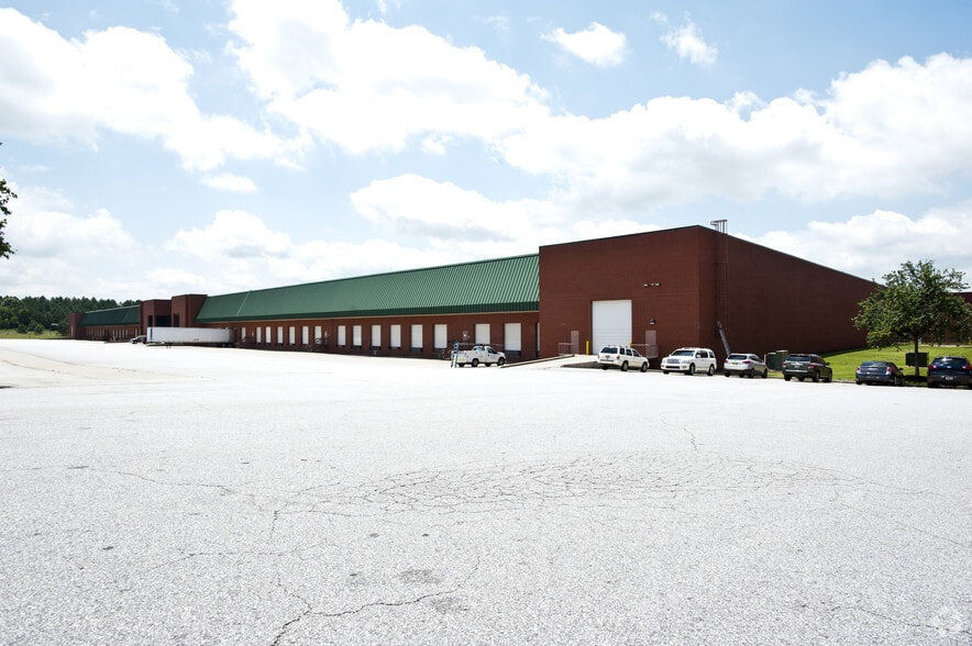 Primary Photo Of 5003 Terminus Dr, Fairburn Warehouse For Lease