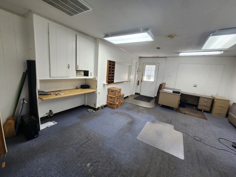 More Photos Of 3976 Napier Ave, Macon-Bibb General Retail For Sale