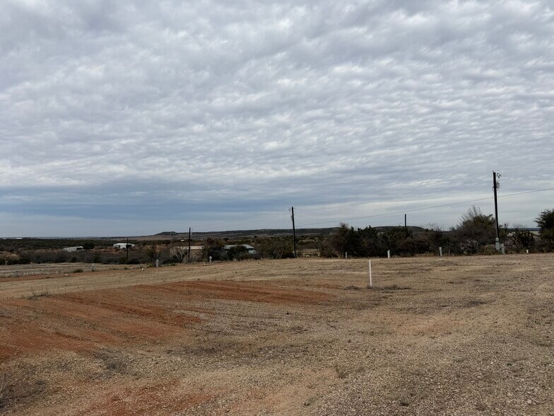 More Photos Of 800 County Road 214, Sweetwater Land For Lease
